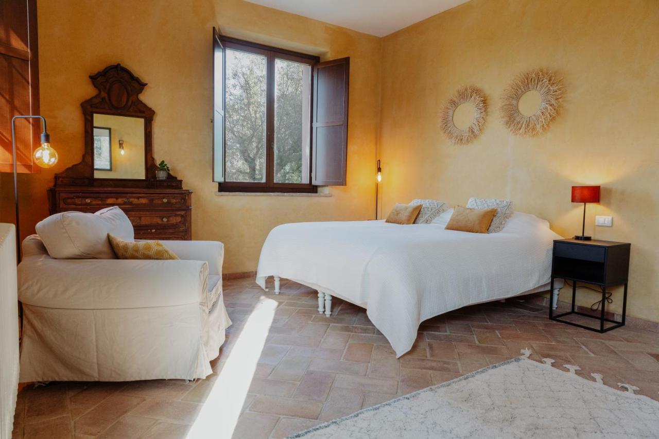 Agriturismo Qui Voglio 몬테로베르토 외부 사진
