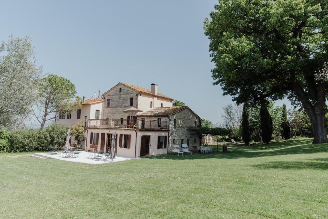 Agriturismo Qui Voglio 몬테로베르토 외부 사진