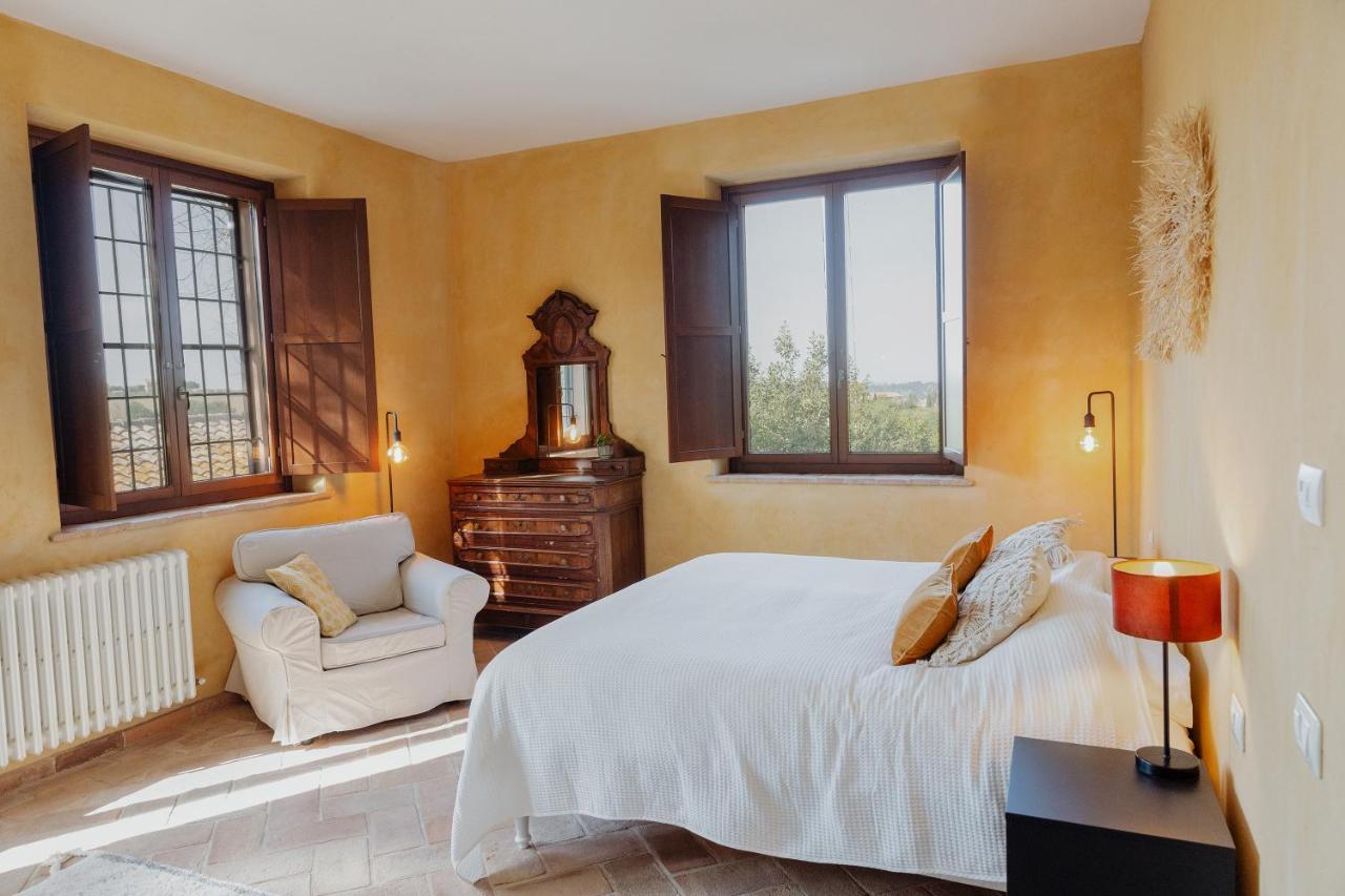 Agriturismo Qui Voglio 몬테로베르토 외부 사진