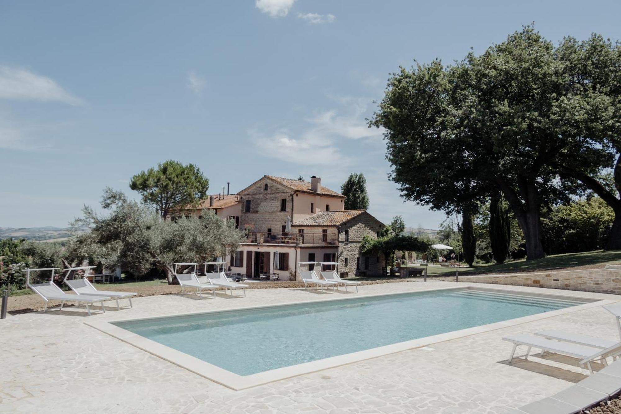 Agriturismo Qui Voglio 몬테로베르토 외부 사진