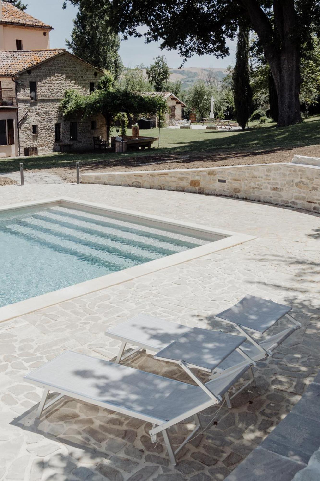 Agriturismo Qui Voglio 몬테로베르토 외부 사진